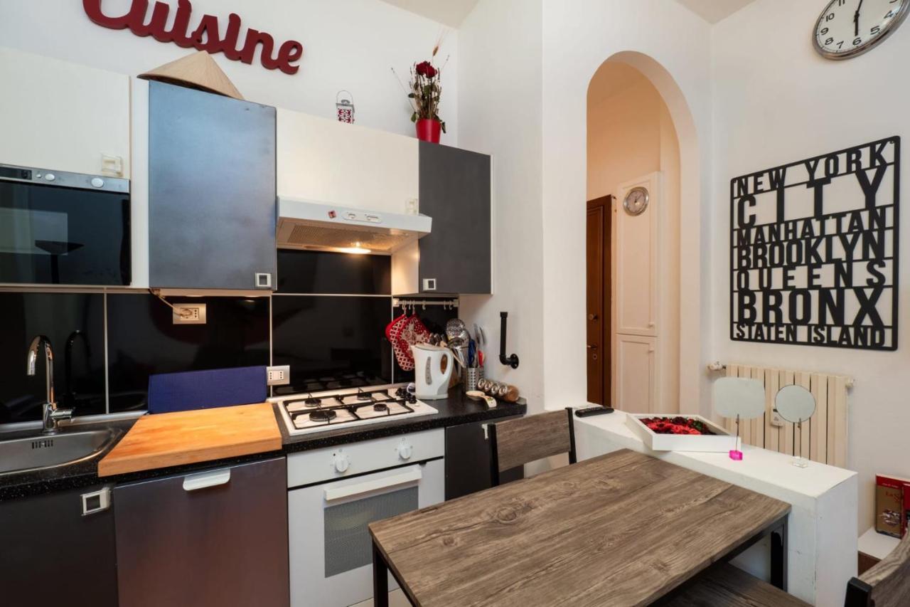 Navigli Apartment- Hosted By Sweetstay Mediolan Zewnętrze zdjęcie