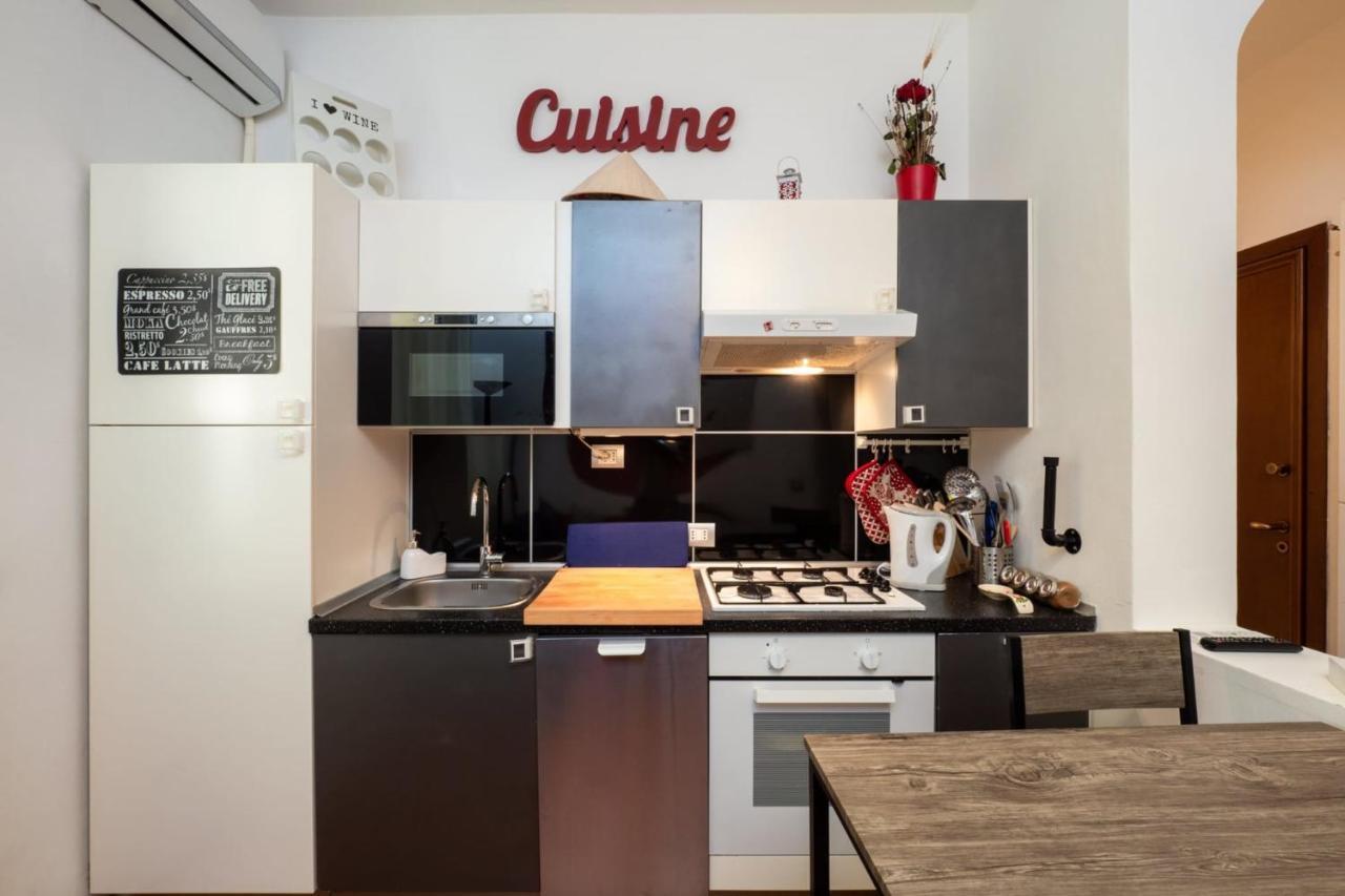 Navigli Apartment- Hosted By Sweetstay Mediolan Zewnętrze zdjęcie